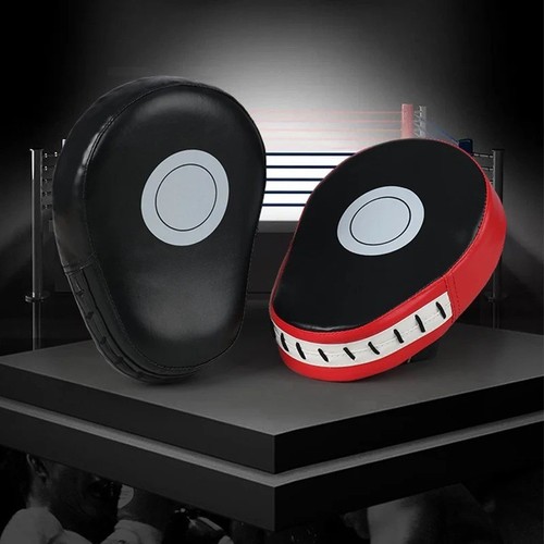 Curved boxing punch - boxing,