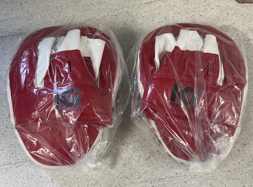 Kicksport red boxing - red, focus