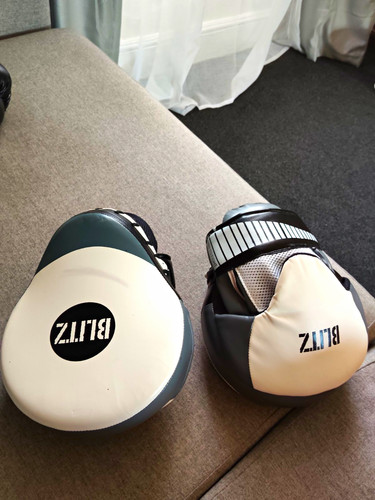 Blitz boxing focus pads - boxing, punch